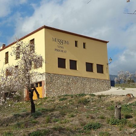 Hostal Restaurant Mussons Vins Poboleda Exterior photo